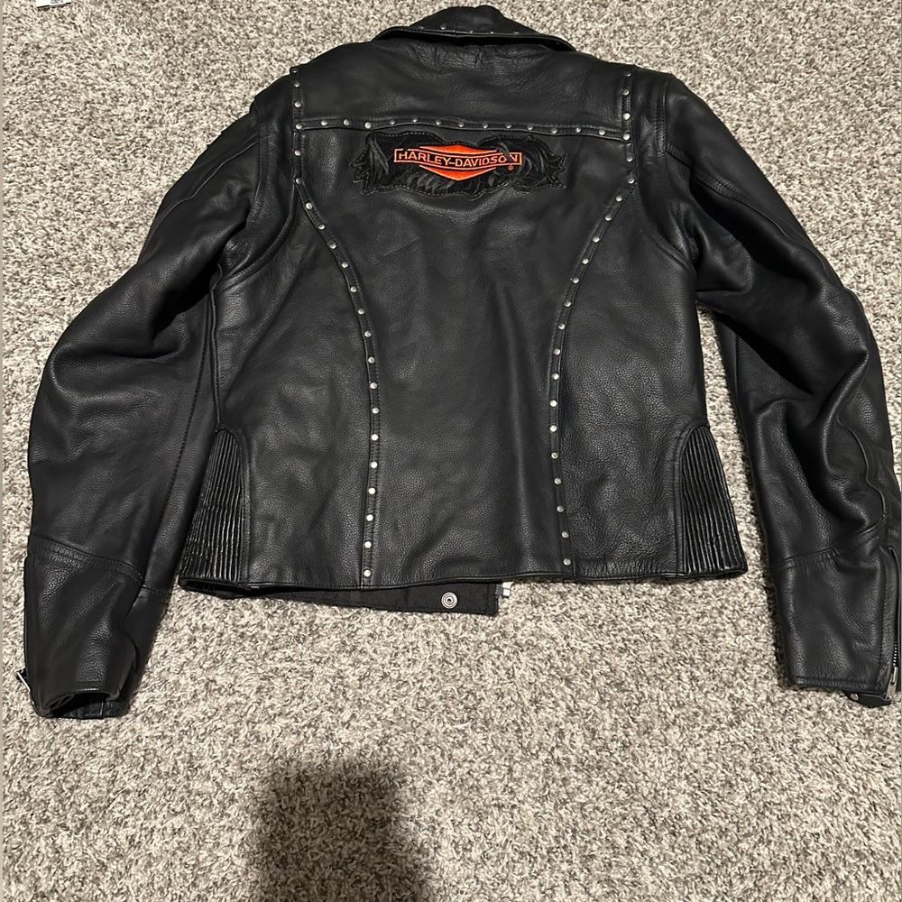 Ladies Leather Jacket with silver accents - Picture 3 of 6